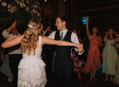 Pastel Wedding Barns At Redcoats Ayelle Photography 69