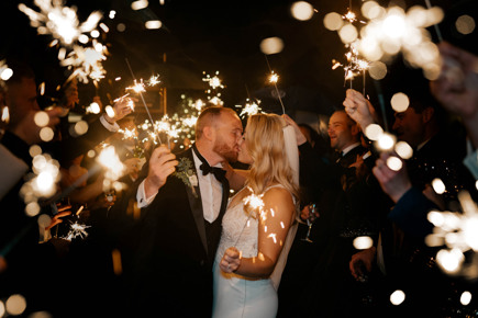 Barns At Redcoats NYE Wedding Rachel Wood Photography 6