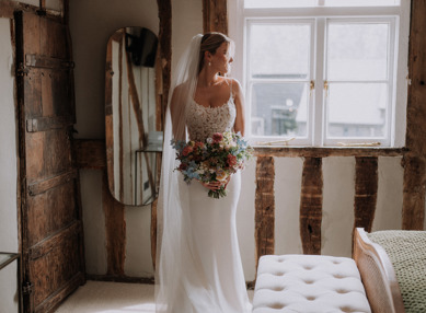 Pastel Wedding Barns At Redcoats Ayelle Photography 23