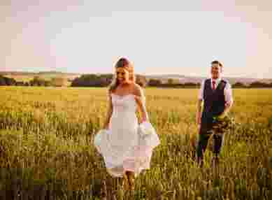 Garden Weddings Farmhouse And Barns14