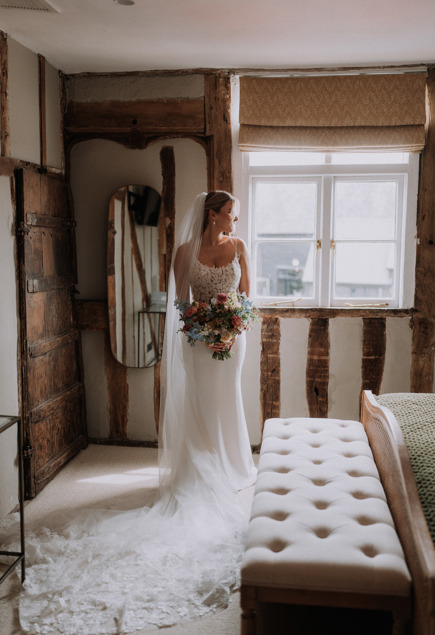 Pastel Wedding Barns At Redcoats Ayelle Photography 23