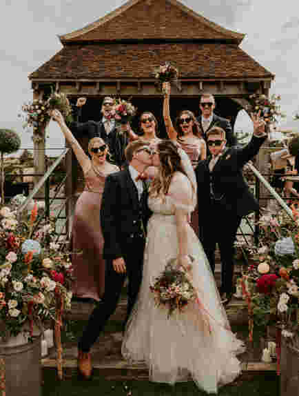 Barns At Redcoats Summer Wedding Bubear Photography 4